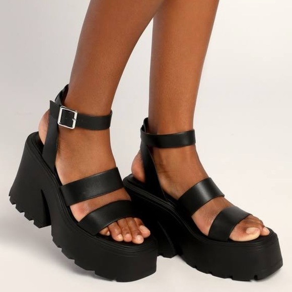 Steve Madden chunky black platforms - Picture 2 of 7